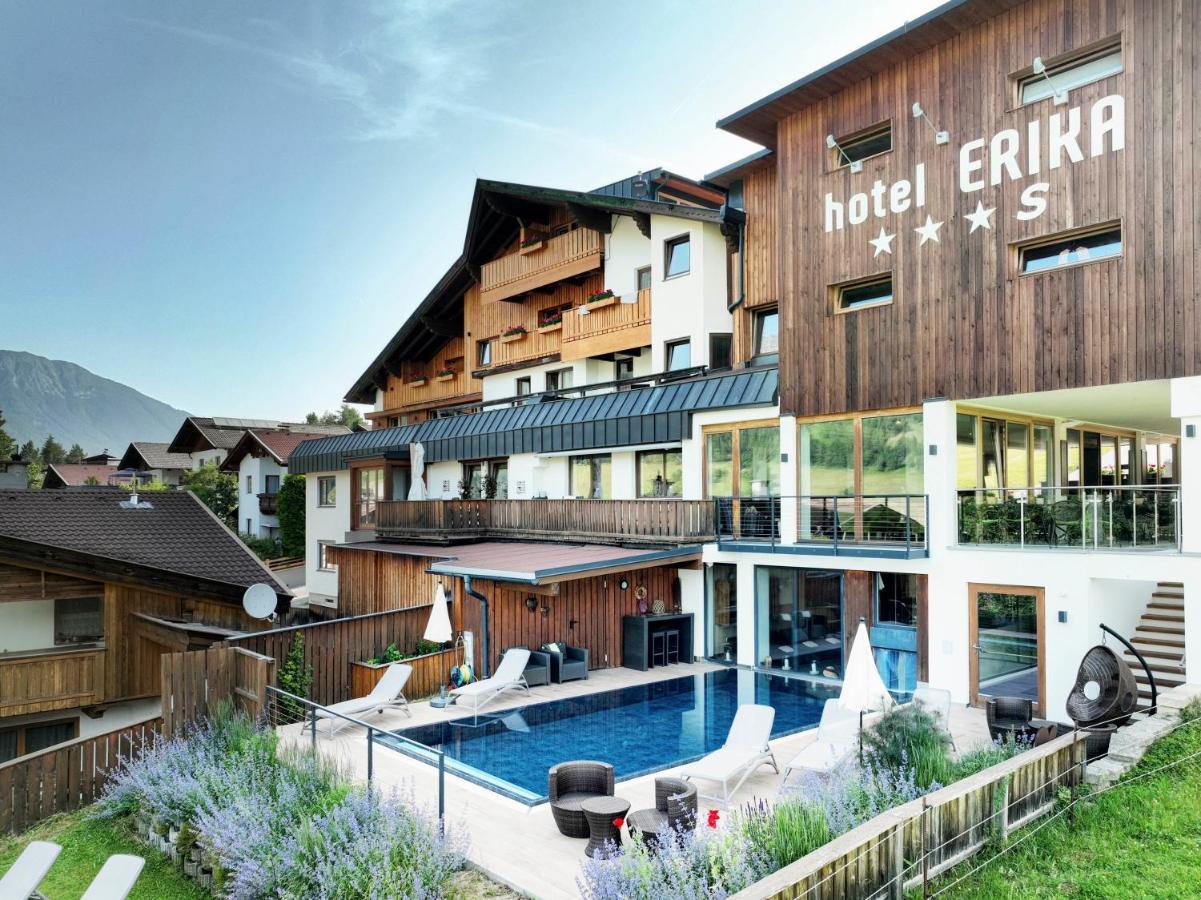 Lifestylepanoramahotel Erika Superior นอยชติฟ อิม ชตูไปทัล ภายนอก รูปภาพ